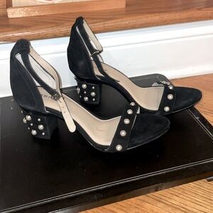 Pashion 4" Convertible Block Heel, Size 9, Black Suede w Pearl details